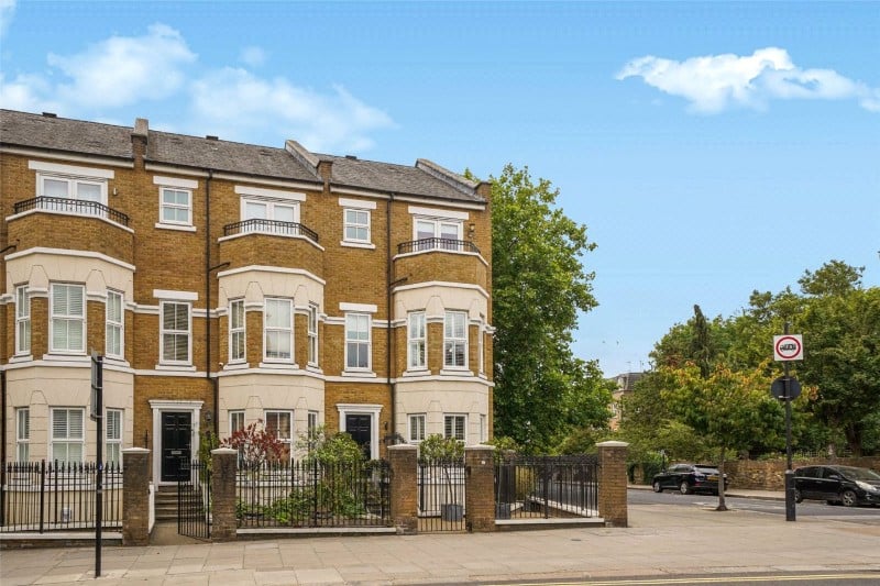 Torriano Avenue, London, NW5