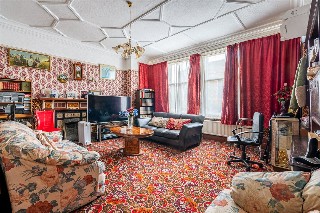 Mitcham Lane, London, SW16