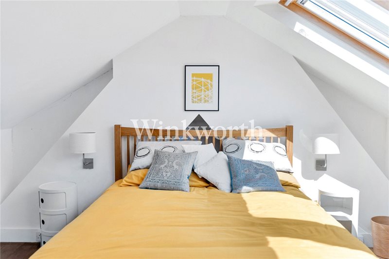 Vale Grove, London, N4