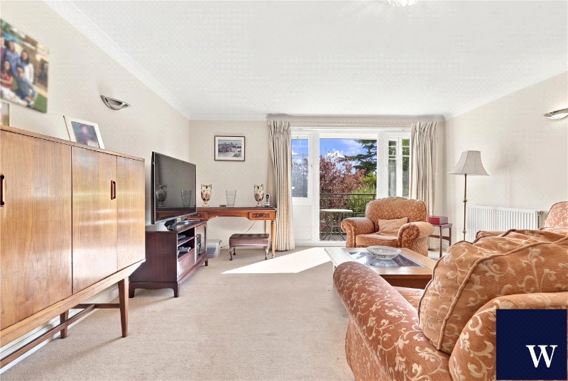 Hendon Lane, Finchley, London, N3