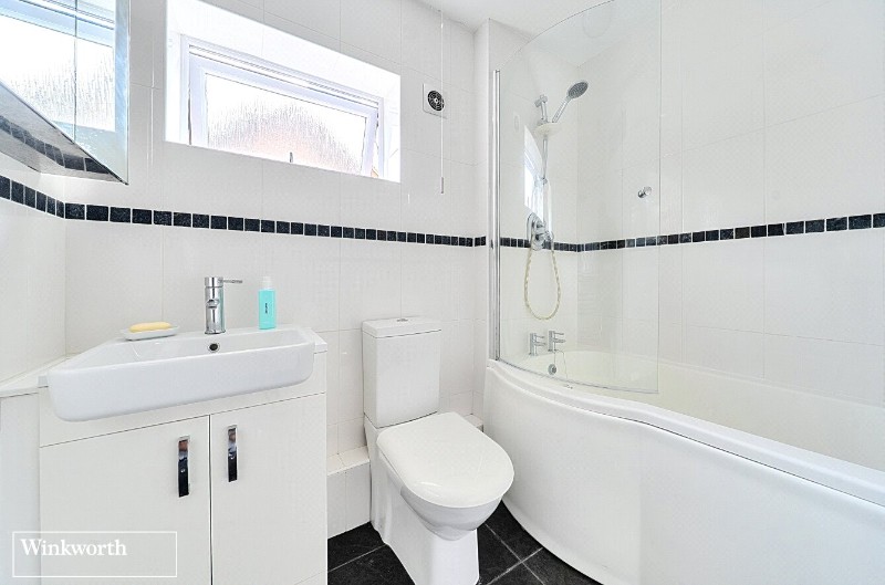 Holmes Close, Basingstoke, Hampshire, RG22