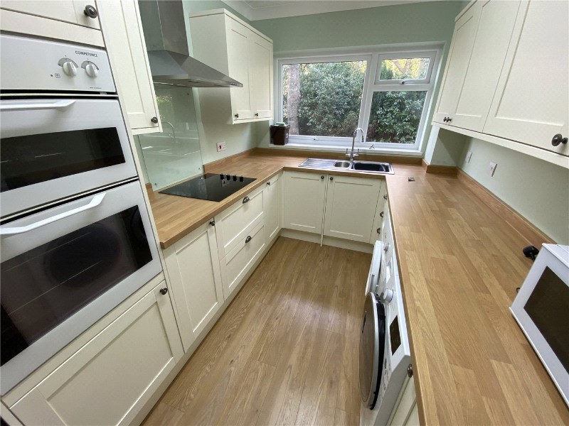 Haslemere Avenue, Highcliffe, Christchurch, BH23