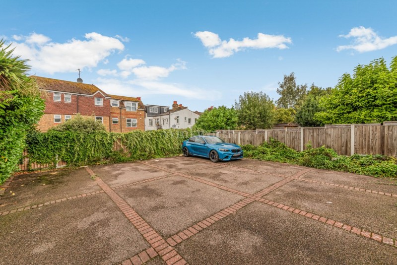 Birkbeck Road, Beckenham, BR3