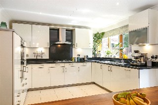 Thistledown Close, Winchester, Hampshire, SO22