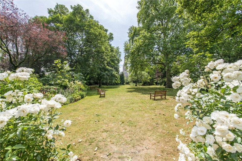 Warwick Square, London, SW1V