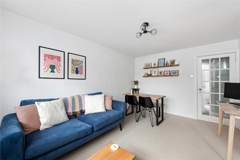 Henry Doulton Drive, London, SW17