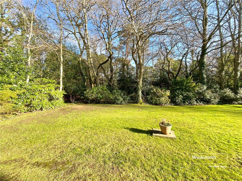 Haslemere Avenue, Highcliffe, Christchurch, BH23