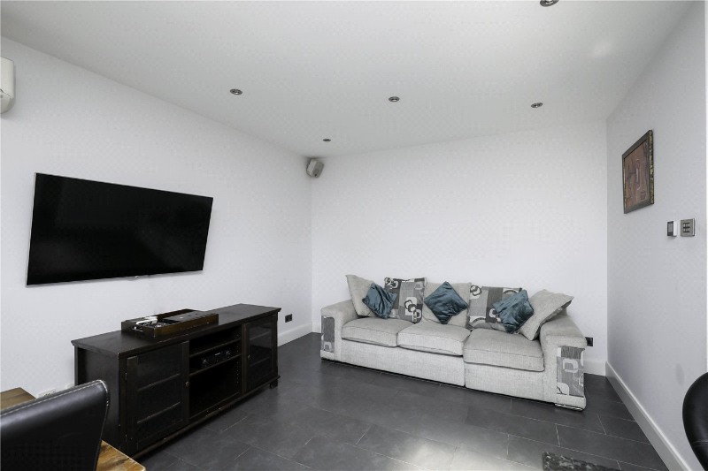 The Ridgeway, London, United Kingdom, W3