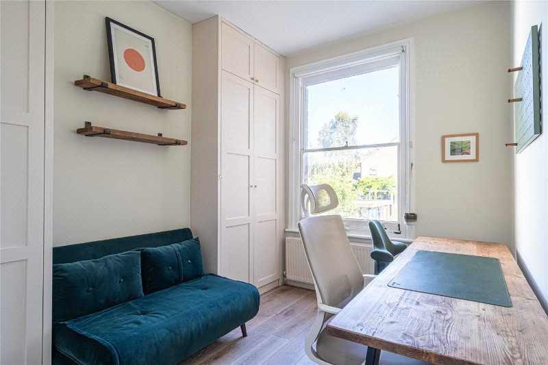 Sunnyhill Road, London, SW16