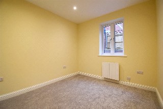 London Street, Basingstoke, RG21