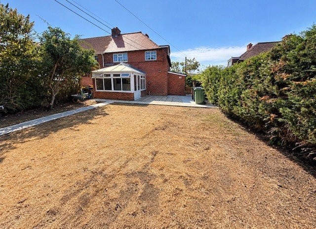 Lansdowne Close, Romsey, Hampshire, SO51