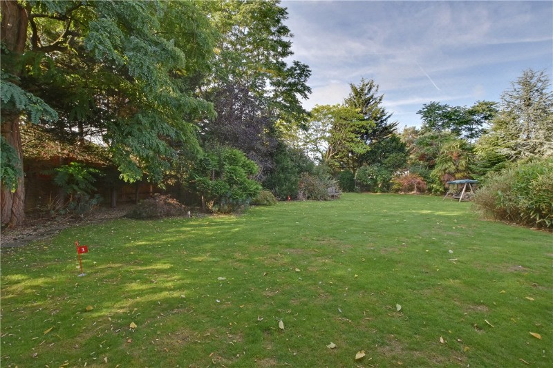 Cedarhurst Drive, Eltham, SE9