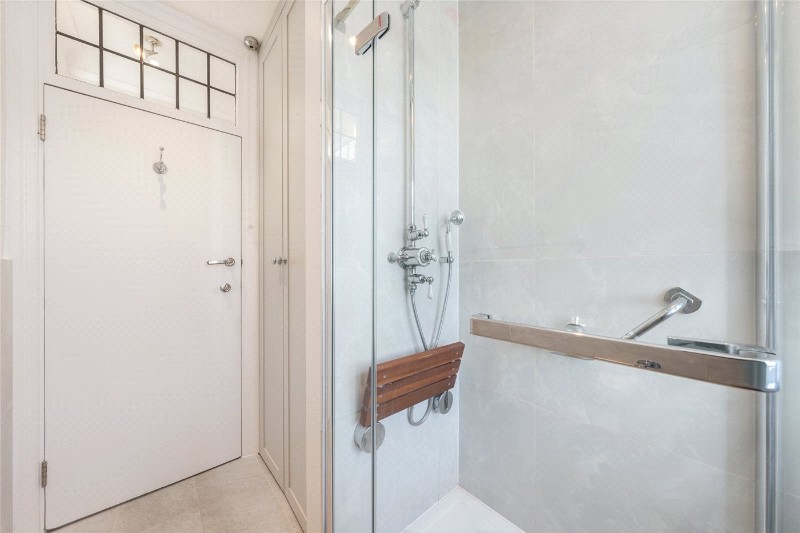 Eyre Court, 3-21 Finchley Road, St John&#39;s Wood, London, NW8