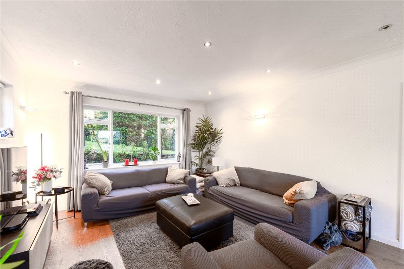 Kingswood Close, Weybridge, Surrey, KT13