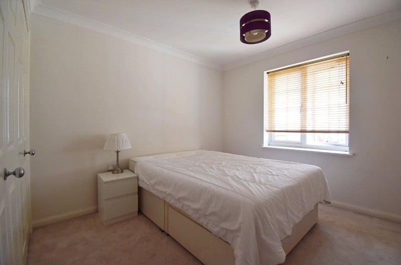 Fernhill Place, Sherfield-On-Loddon, Hook, RG27