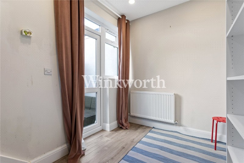 Eade Road, London, N4