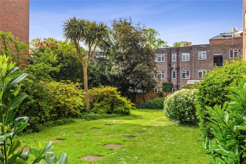 Wimbledon Park Side, London, SW19