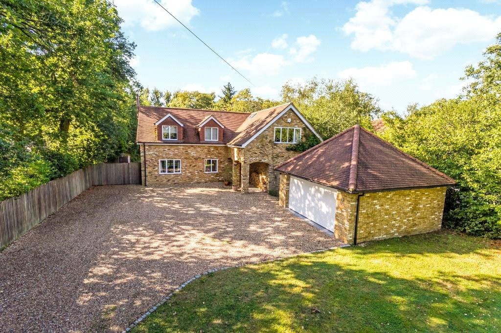 4 bedroom property for sale in Widmoor, Wooburn Common, Buckinghamshire