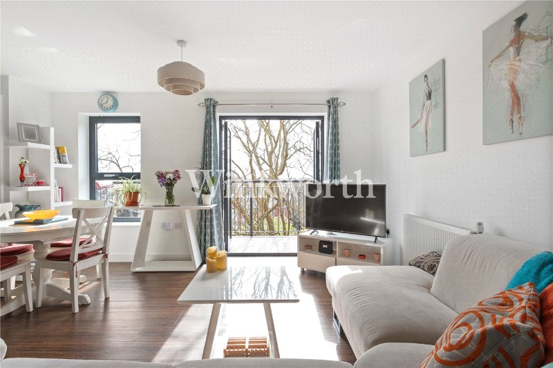 Shapland Way, London, N13