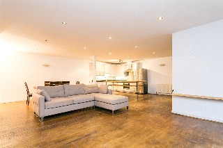 Woodseer Street, London, E1