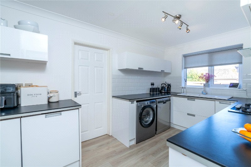 Fraser Close, Deeping St. James, Peterborough, Lincolnshire, PE6