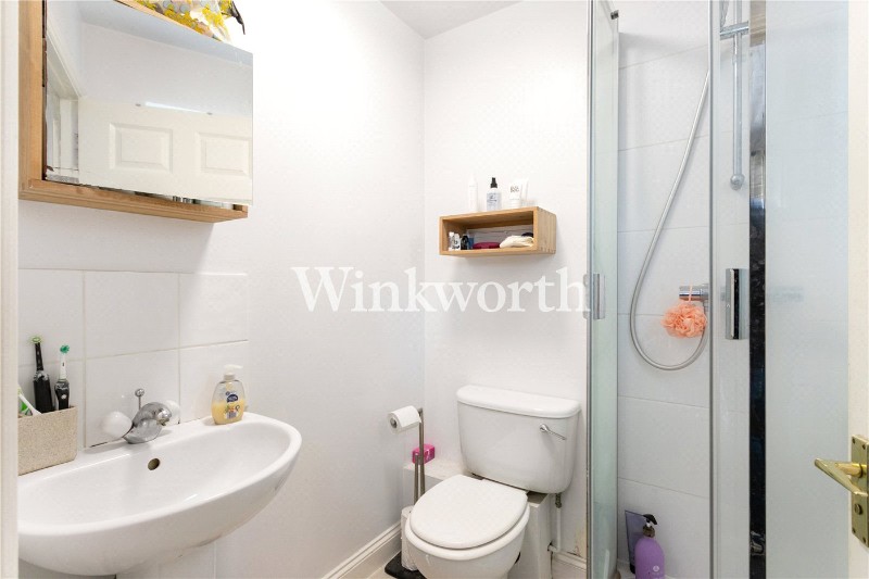 Myddleton Avenue, London, N4