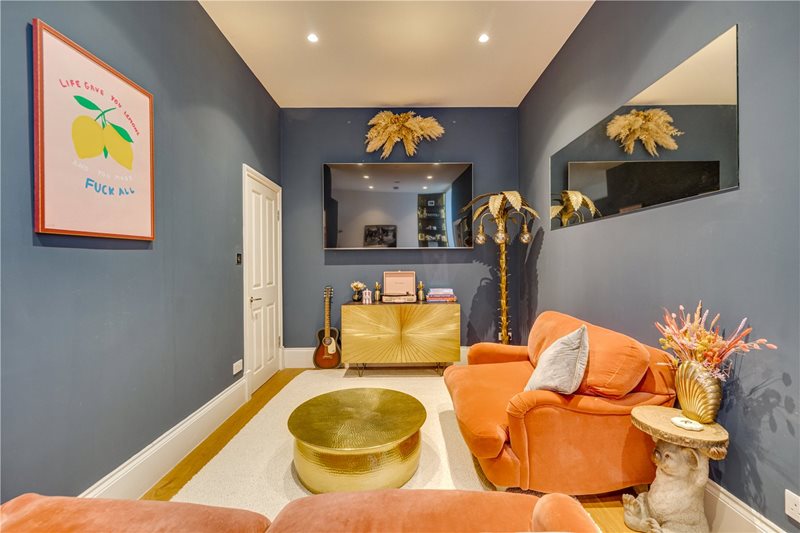 Kinnoul Road, London, W6