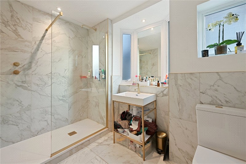 Chelmsford Square, London, NW10