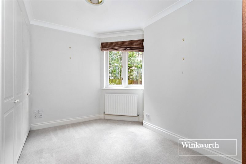 Hendon Lane, Finchley, London, N3