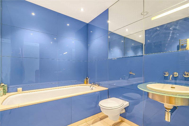 Battersea Church Road, London, SW11