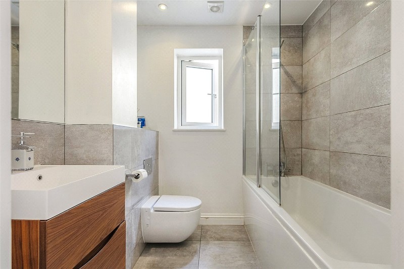 Cromford Road, Putney, SW18