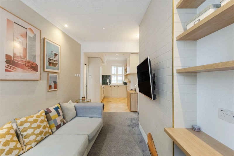 Queenstown Road, London, SW8