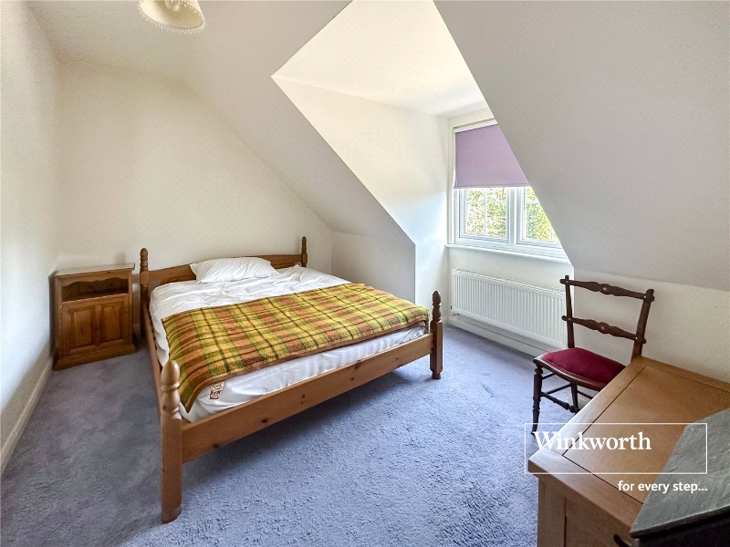 Glenwood Road, West Moors, Ferndown, Dorset, BH22