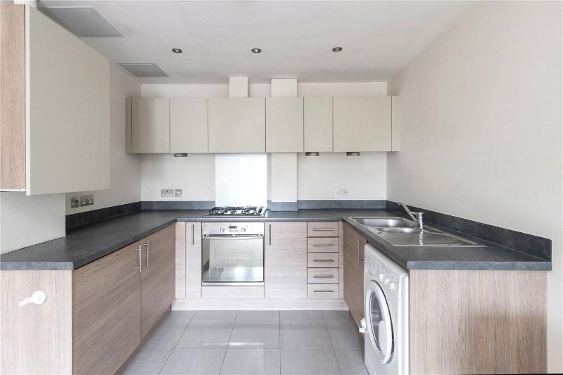 Guernsey Grove, London, SE24
