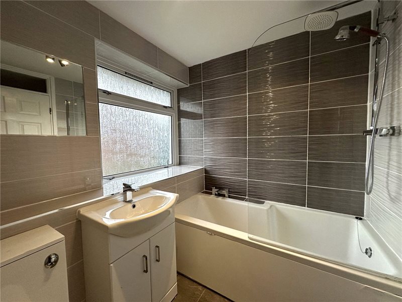 Eton Place, Farnham, Surrey, GU9
