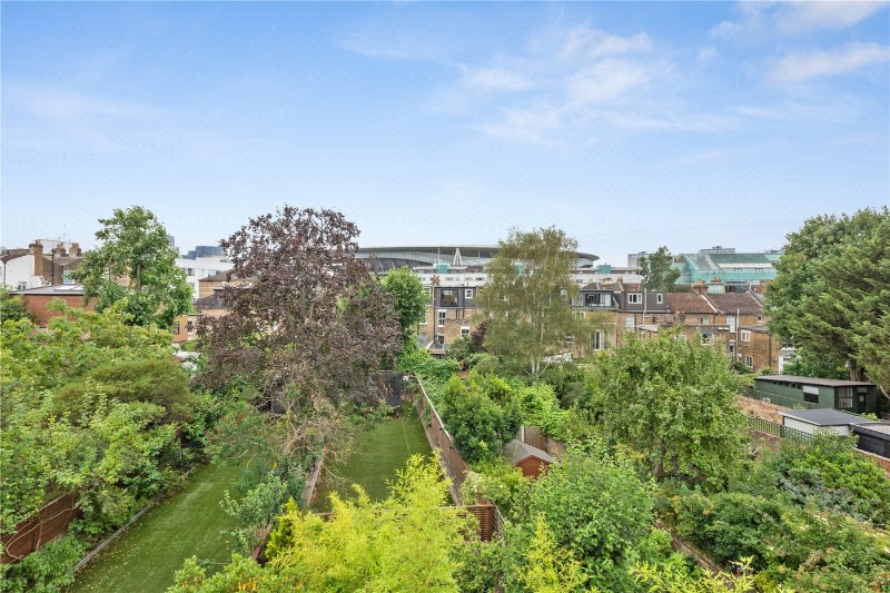 Highbury Hill, London, N5