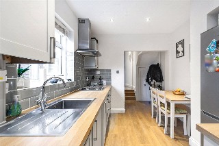 Himley Road, London, SW17