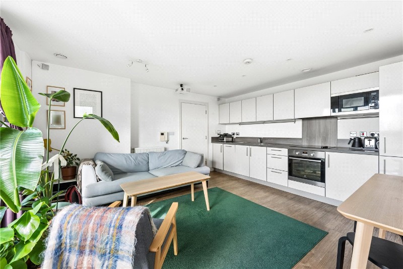 Roseberry Place, LONDON, E8