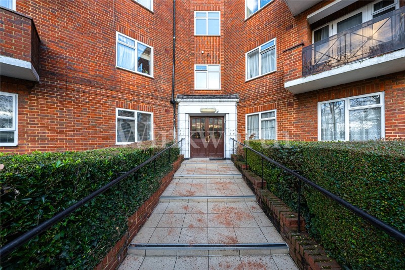 Golderslea, Finchley Road, London, NW11