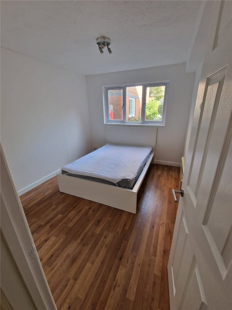 Henley Drive, London, SE1