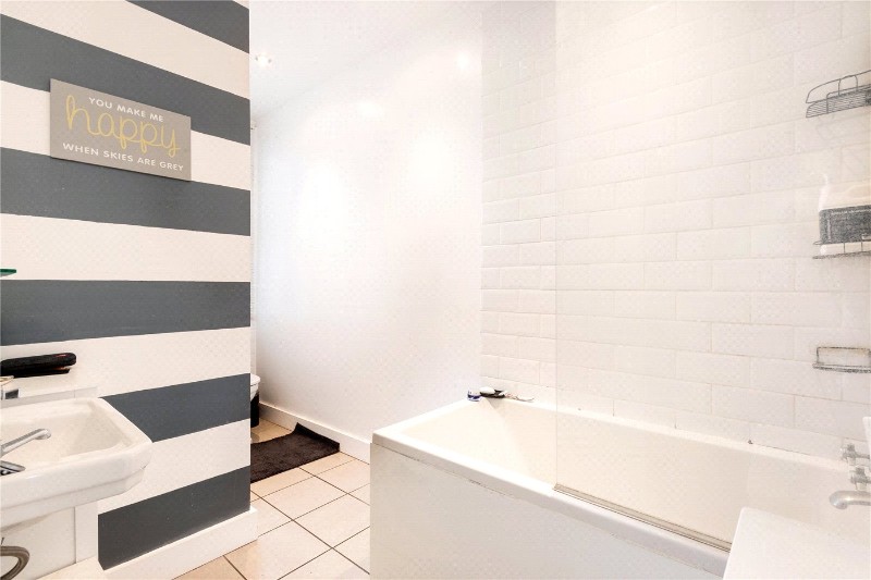 Delamere Road, London, SW20