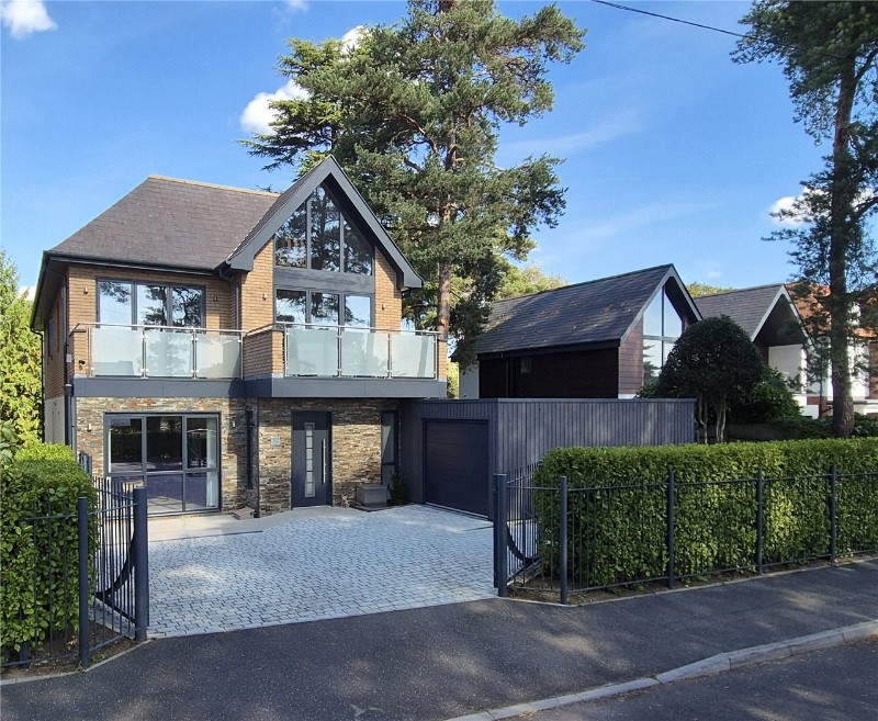 Clifton Road, Lower Parkstone, Poole, Dorset, BH14