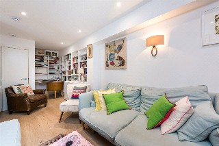 The Old Post House, Churton Place, London, SW1V