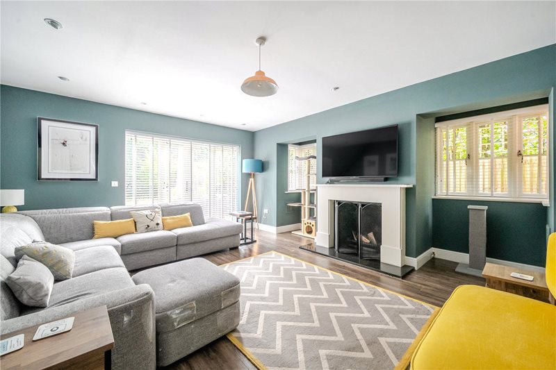 Longdown Road, Lower Bourne, Farnham, Surrey, GU10