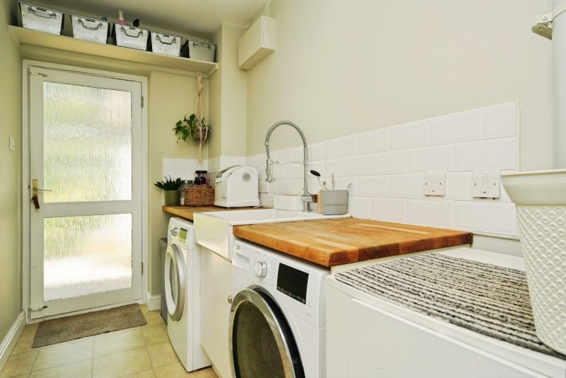 Silverthorn Close, Cheltenham, Gloucestershire, GL53