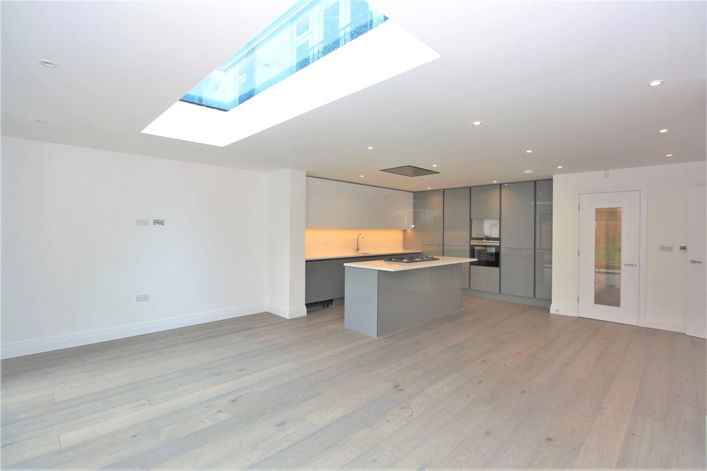 3 bedroom property for sale in Blackpond Lane, Farnham Royal, SL2 (Ref