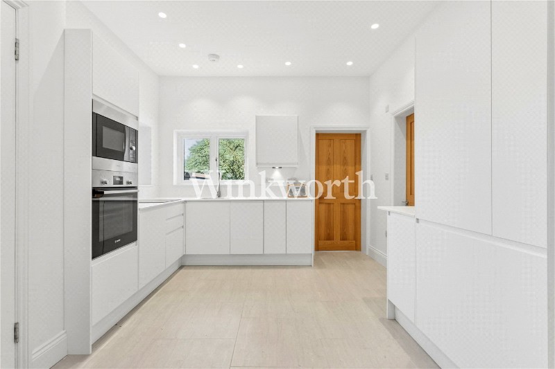 Cranley Gardens, London, N13