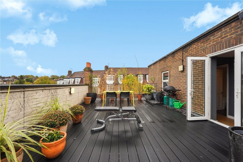 Alexandra Park Road, London, N10