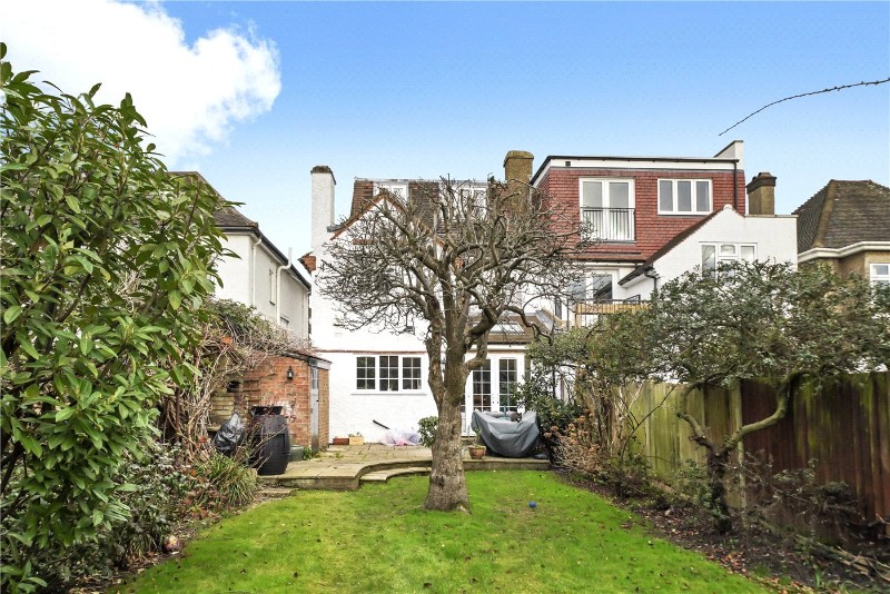 Tring Avenue, London, W5