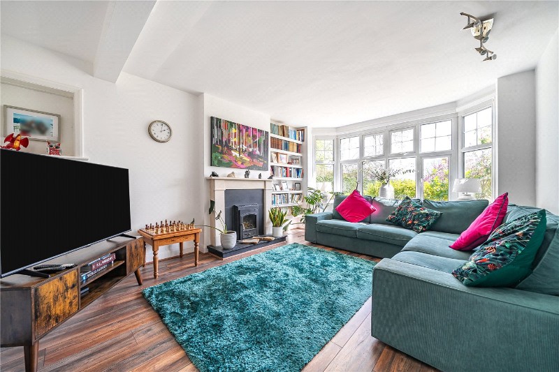 Highlands Road, Farnham, Surrey, GU9